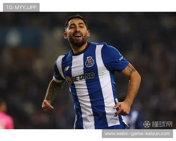 波尔图巴雷拉中路插上抢点破门,精彩瞬间尽显英雄本色